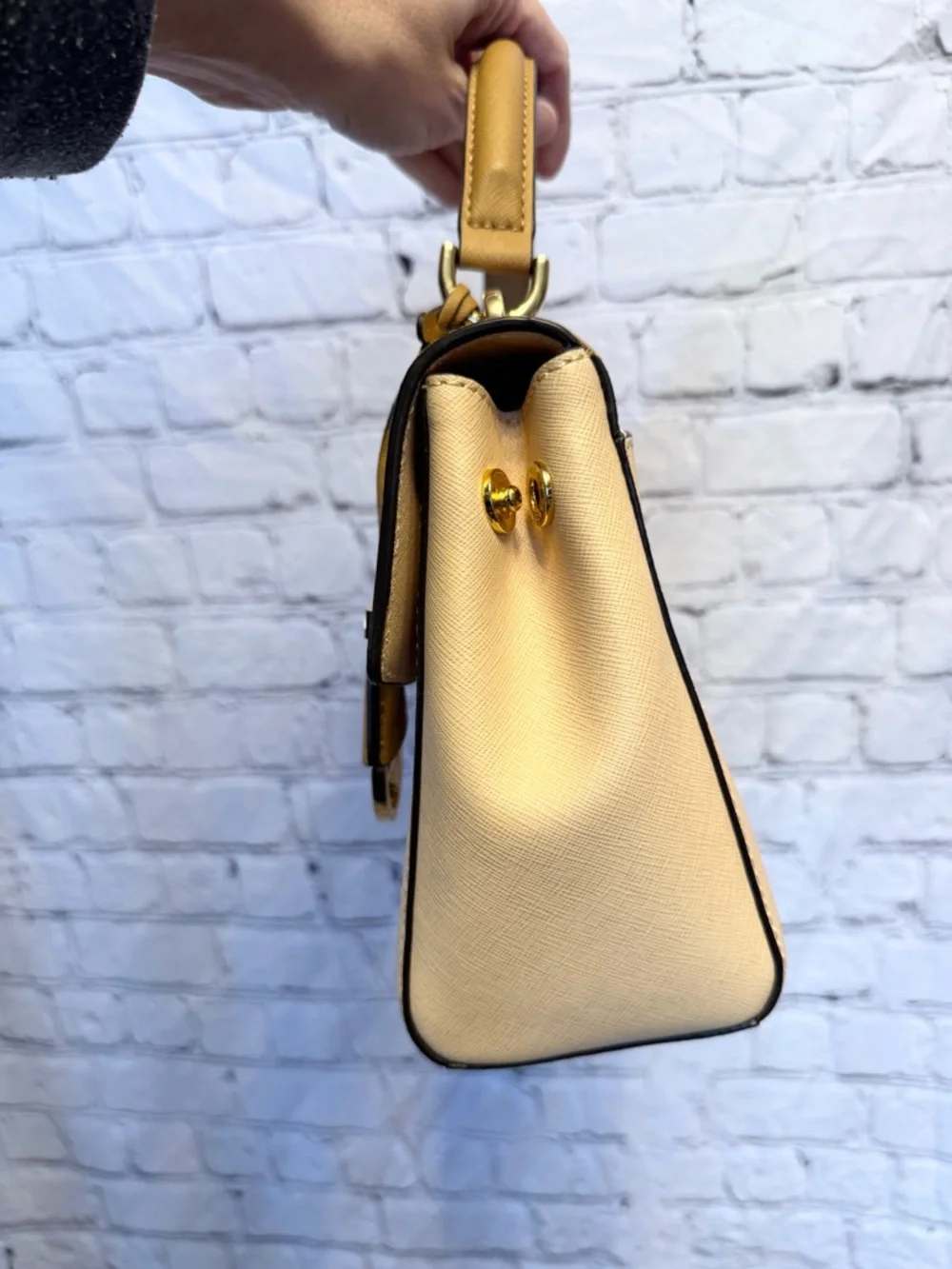 Michael Kors Beige Tan Colorblock Saffiano Leather Top Handle Satchel Chic